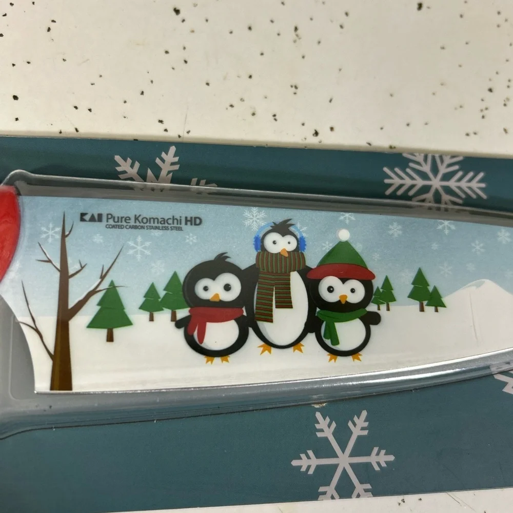 KAI pure komachi chef’s‎ knife 8in Hd limited edition holiday Christmas penguin